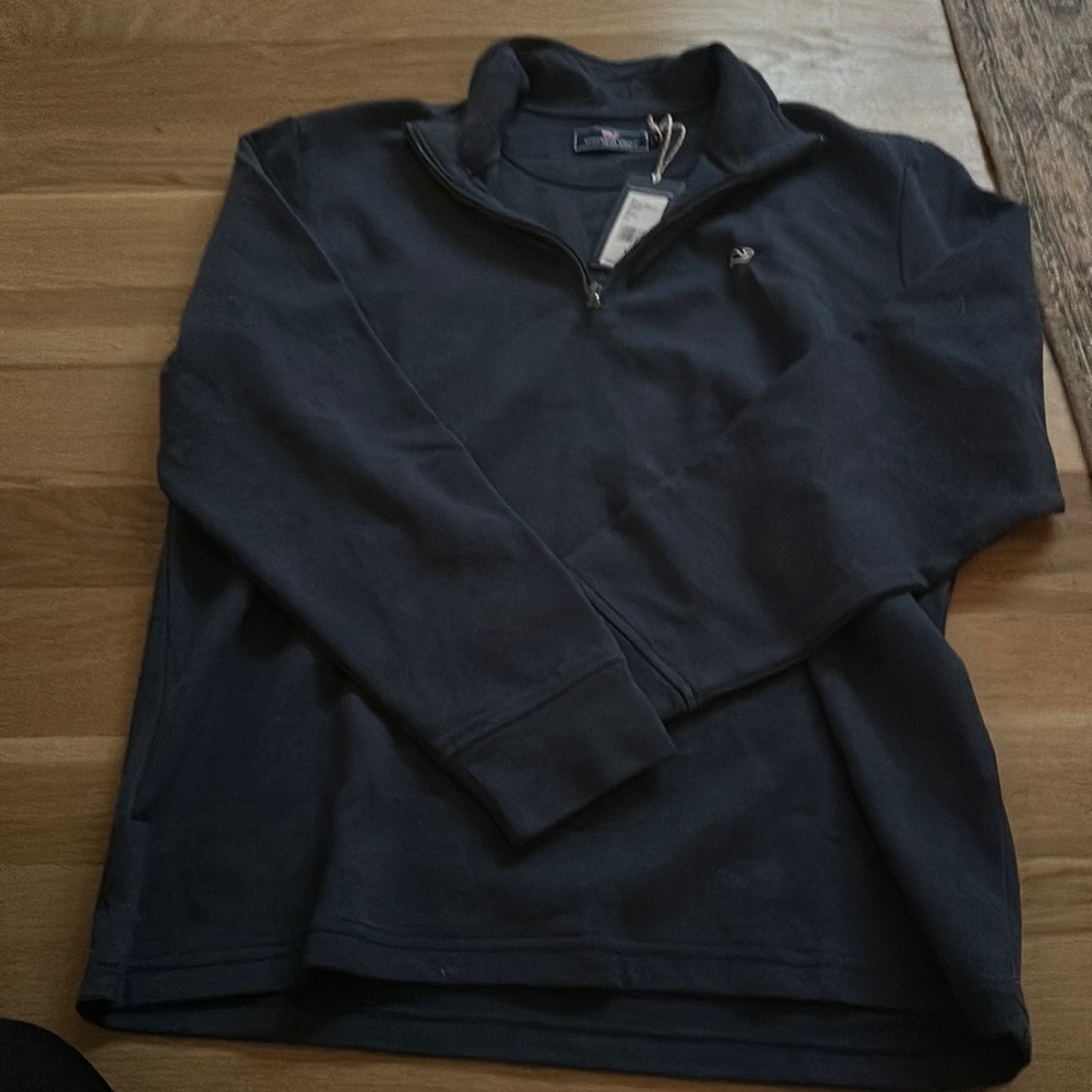 NWT - Vineyard Vines Navy Blue Men’s Pullover - Size Large
